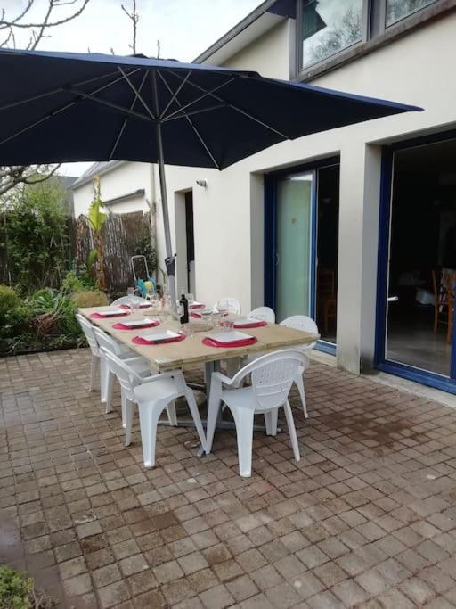 Maison Familiale Sur La Cote D'Emeraude ลองซิเออ ภายนอก รูปภาพ